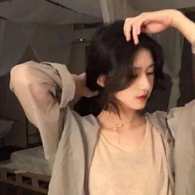 海底娇娃蓝华：处女任务